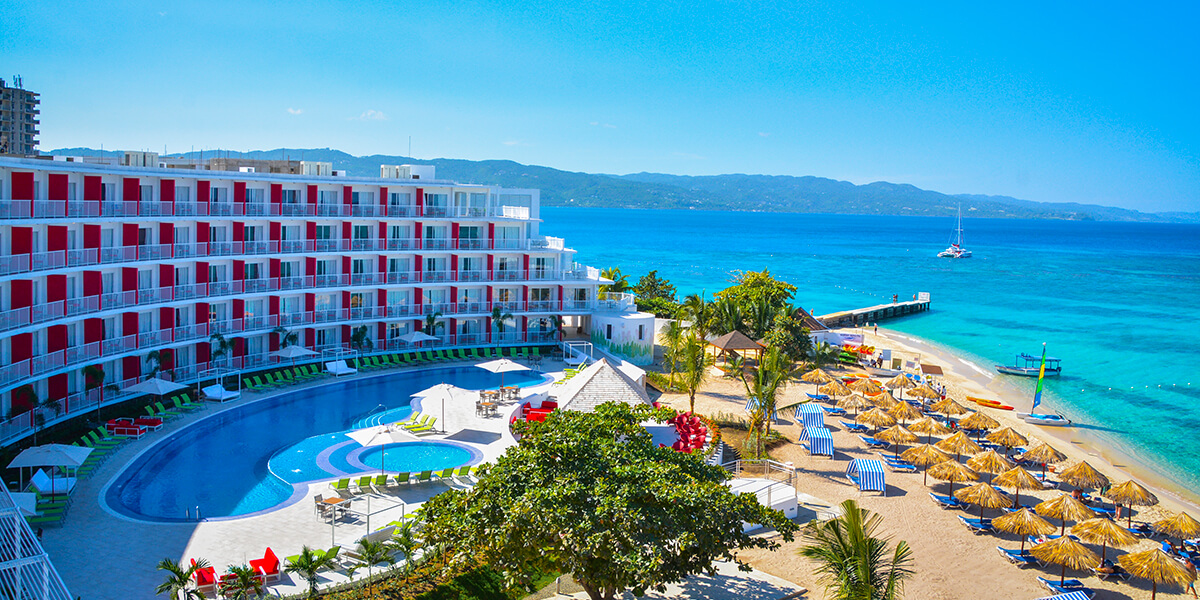 Royal Decameron Cornwall Beach