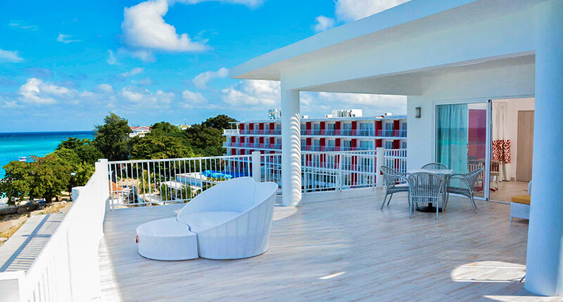 Royal Decameron Cornwall Beach