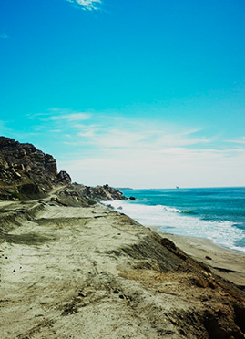 Playa y mar, Perú