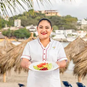 Consumo de almuerzo o cena Decameron Isla Coral, Ramada All Inclusive Rincón de Guayabitos Consumo de almuerzo o cena Decameron Isla Coral, Ramada All Inclusive Rincón de Guayabitos