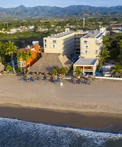Praias e piscinas Decameron Isla Coral, Ramada All Inclusive Rincón de Guayabitos Praias e piscinas Decameron Isla Coral, Ramada All Inclusive Rincón de Guayabitos