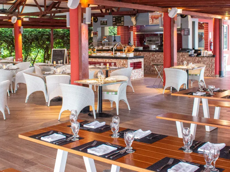 Restaurante Cowboy Steakhouse - Especialidad Carnes Grand Decameron Panamá, A Trademark All Inclusive Farallón Restaurante Cowboy Steakhouse - Especialidad Carnes Grand Decameron Panamá, A Trademark All Inclusive Farallón