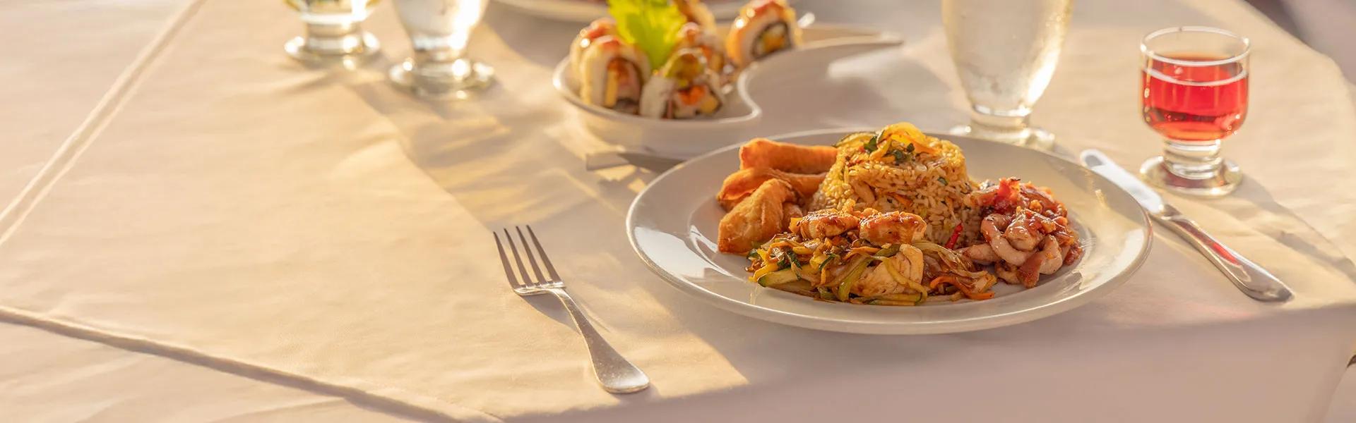 Dining at Decameron Galeón All-inclusive dining and restaurants at Decameron Galeón Santa Marta