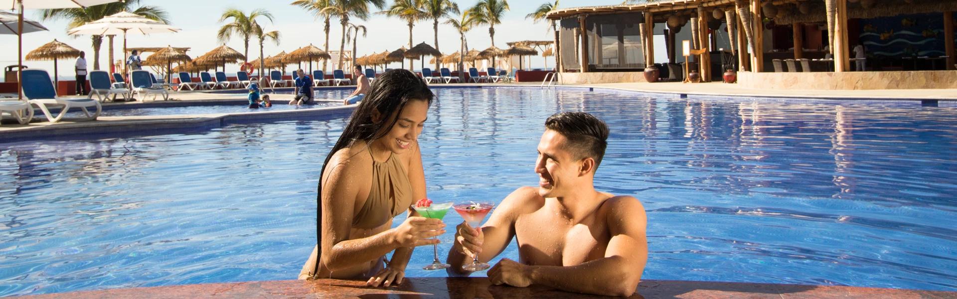 Grand Decameron Los Cabos Services Services and facilities at Grand Decameron Los Cabos