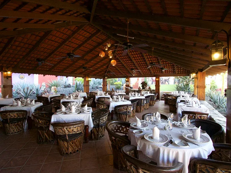 Restaurante La Bamba - Tipo buffet Decameron Los Cocos, Ramada All Inclusive Rincón de Guayabitos Restaurante La Bamba - Tipo buffet Decameron Los Cocos, Ramada All Inclusive Rincón de Guayabitos