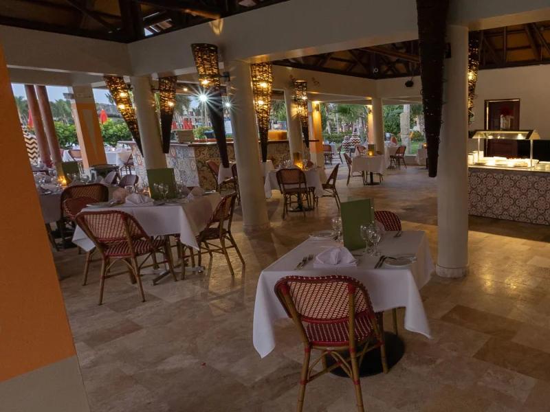 Restaurante Oliva Limón - Especialidad Mar Royal Decameron Punta Sal Tumbes Restaurante Oliva Limón - Especialidad Mar Royal Decameron Punta Sal Tumbes