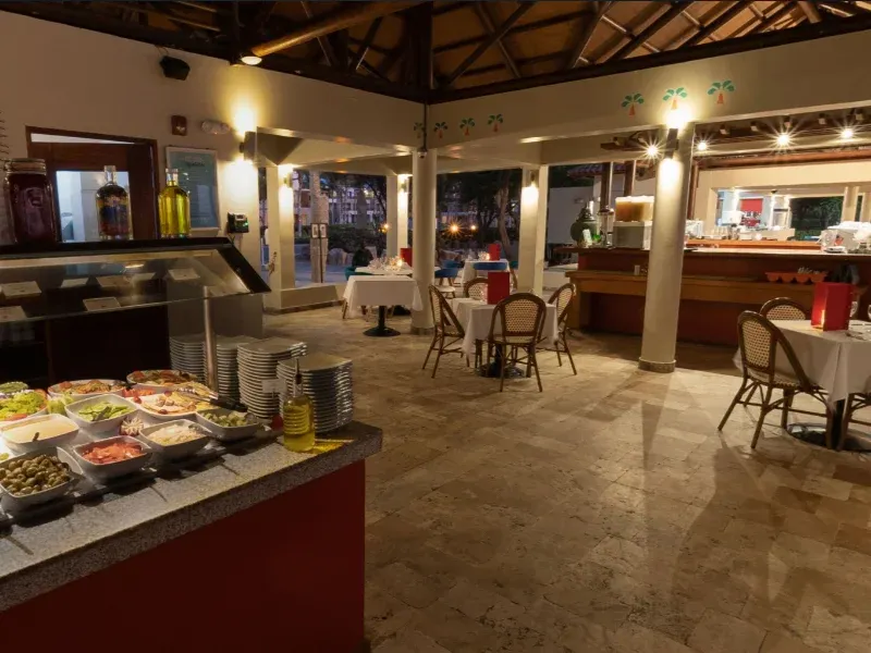 Restaurante El Parrillón - Especialidad Carnes Royal Decameron Punta Sal Tumbes Restaurante El Parrillón - Especialidad Carnes Royal Decameron Punta Sal Tumbes
