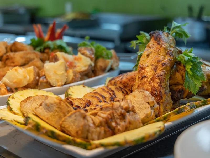 Restaurante Rasta - Buffet Decameron Isleño San Andrés Restaurante Rasta - Buffet Decameron Isleño San Andrés