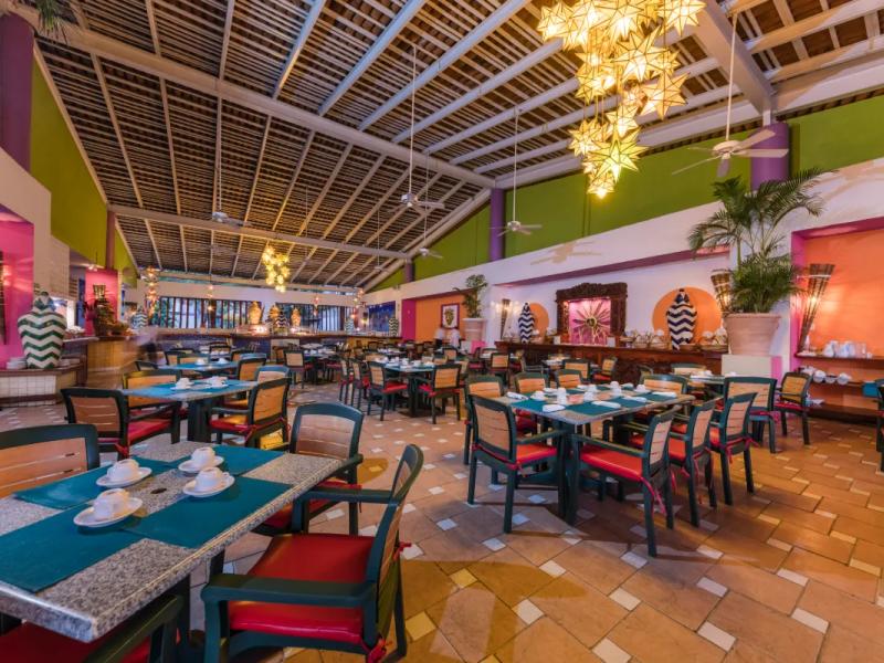 Restaurante Tropical - Buffet Decameron Los Cocos, Ramada All Inclusive Rincón de Guayabitos Restaurante Tropical - Buffet Decameron Los Cocos, Ramada All Inclusive Rincón de Guayabitos