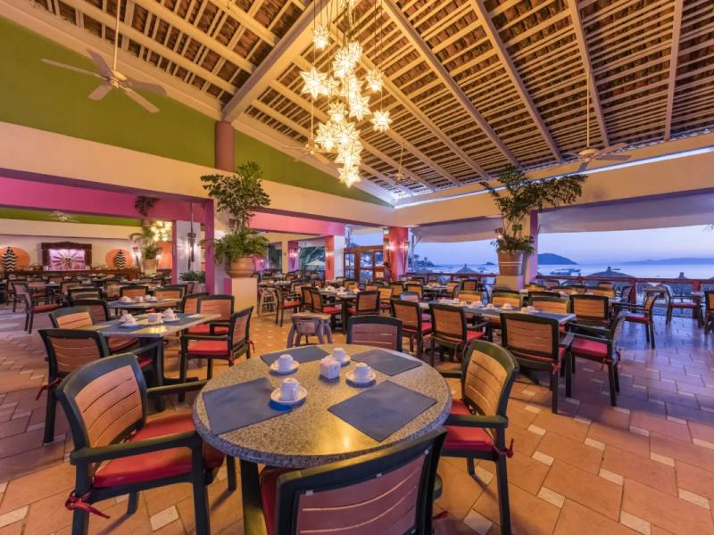 Restaurante Tropical - Buffet Decameron Los Cocos, Ramada All Inclusive Rincón de Guayabitos Restaurante Tropical - Buffet Decameron Los Cocos, Ramada All Inclusive Rincón de Guayabitos