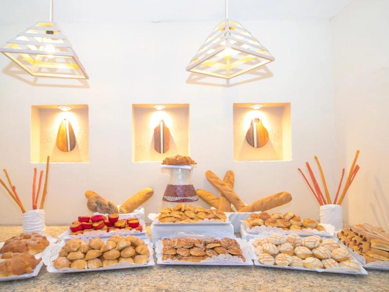 Restaurante Flamingos - Buffet Grand Decameron Complex, A Trademark All Inclusive Bucerias Restaurante Flamingos - Buffet Grand Decameron Complex, A Trademark All Inclusive Bucerias