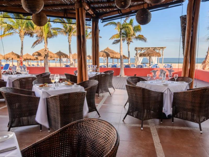 Restaurante Luna - Especialidad Mediterránea Grand Decameron Los Cabos, A Trademark All Inclusive San José del Cabo Restaurante Luna - Especialidad Mediterránea Grand Decameron Los Cabos, A Trademark All Inclusive San José del Cabo