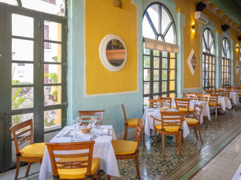 Restaurante La Vitrola - Especialidad cocina del Caribe Apartahotel Boutique San Pedro Cartagena Restaurante La Vitrola - Especialidad cocina del Caribe Apartahotel Boutique San Pedro Cartagena