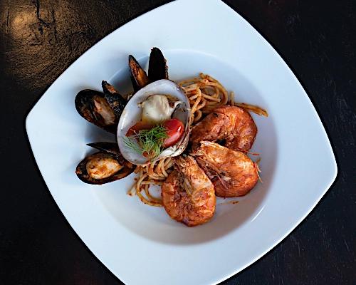 1 Restaurante a la carta y 1 buffet Decameron La Marina, Ramada All Inclusive Rincón de Guayabitos 1 Restaurante a la carta y 1 buffet Decameron La Marina, Ramada All Inclusive Rincón de Guayabitos