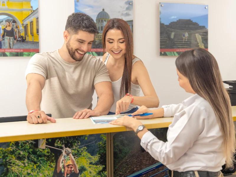 Counter de Excursiones y Tours Decameron San Luis San Andrés Counter de Excursiones y Tours Decameron San Luis San Andrés