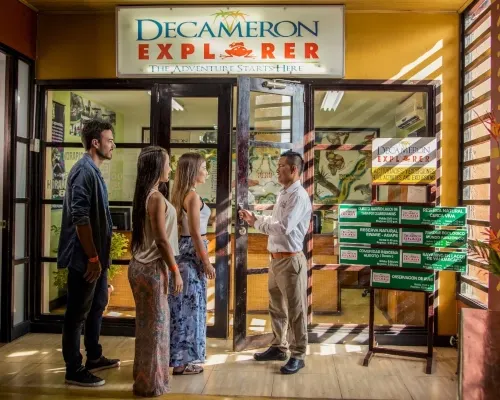 Counter de Excursiones y Tours Decameron Decalodge Ticuna Leticia Counter de Excursiones y Tours Decameron Decalodge Ticuna Leticia