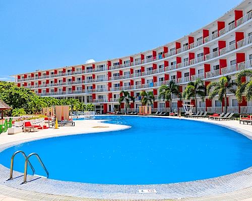 3 Piscinas para adultos y niños Grand Decameron Cornwall Beach, A Trademark All Inclusive Montego Bay 3 Piscinas para adultos y niños Grand Decameron Cornwall Beach, A Trademark All Inclusive Montego Bay