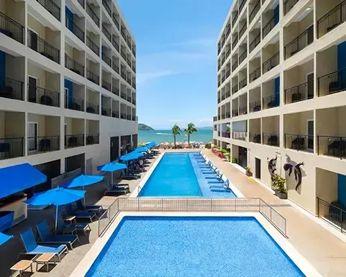 1 piscina para adultos e crianças Decameron La Marina, Ramada All Inclusive Rincón de Guayabitos 1 piscina para adultos e crianças Decameron La Marina, Ramada All Inclusive Rincón de Guayabitos