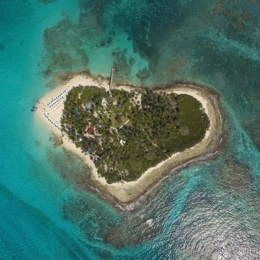 Experiencias Decameron: San Andrés + Johnny Cay Hoteles Decameron Experiencias Decameron: San Andrés + Johnny Cay Hoteles Decameron