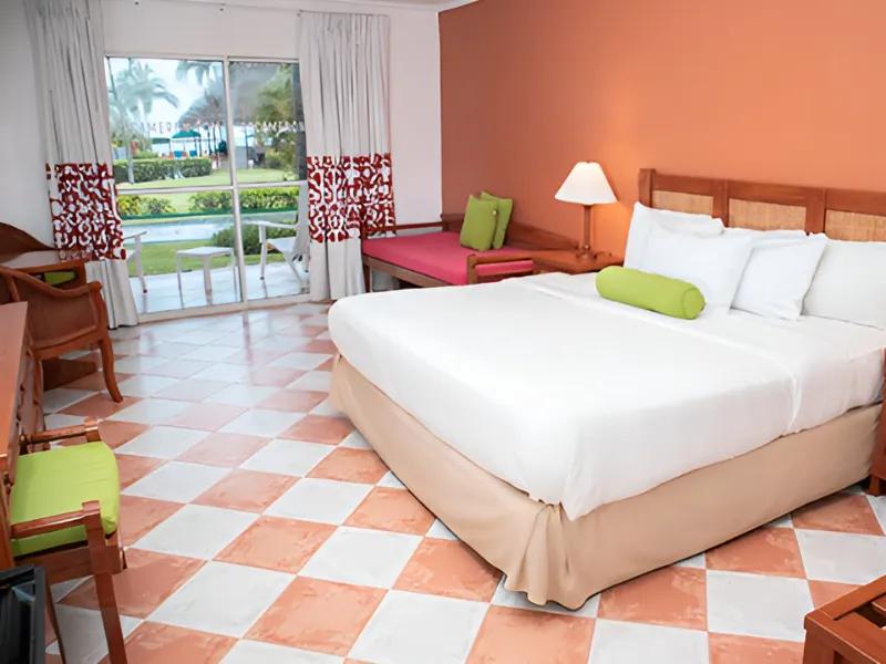 Habitación Vista al Jardín Grand Decameron Panama, A Trademark All Inclusive Farallón Habitación Vista al Jardín Grand Decameron Panama, A Trademark All Inclusive Farallón