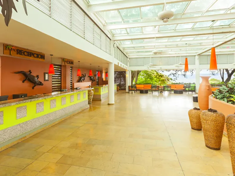 Lobby Grand Decameron Panamá, A Trademark All Inclusive Farallón Lobby Grand Decameron Panamá, A Trademark All Inclusive Farallón