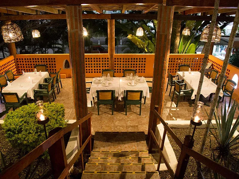 Restaurante Decameron Los Cocos, Ramada All Inclusive Rincón de Guayabitos Restaurante Decameron Los Cocos, Ramada All Inclusive Rincón de Guayabitos