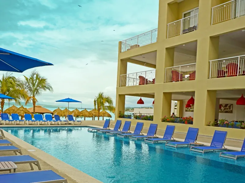 Piscina Decameron La Marina, Ramada All Inclusive Rincón de Guayabitos Piscina Decameron La Marina, Ramada All Inclusive Rincón de Guayabitos