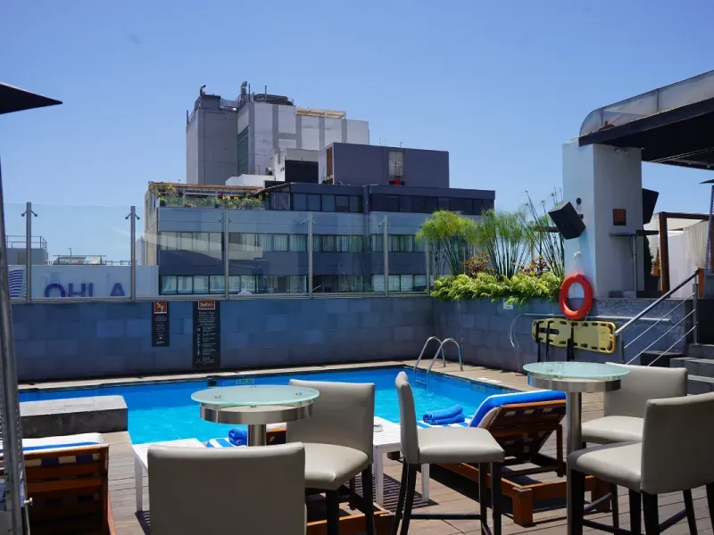 Piscina Radisson Hotel Decapolis Miraflores Piscina Radisson Hotel Decapolis Miraflores