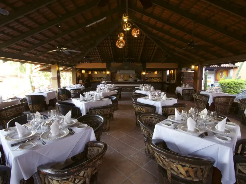 Restaurante Decameron Los Cocos, Ramada All Inclusive Rincón de Guayabitos Restaurante Decameron Los Cocos, Ramada All Inclusive Rincón de Guayabitos