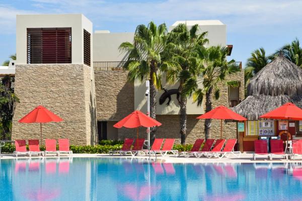 Swimming pool Royal Decameron Punta Sal Tumbes Swimming pool Royal Decameron Punta Sal Tumbes