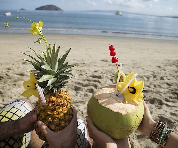 Bar La Iguana / Pelícanos – Sabor y ritmo junto al mar Decameron Los Cocos, Ramada All Inclusive Rincón de Guayabitos Bar La Iguana / Pelícanos – Sabor y ritmo junto al mar Decameron Los Cocos, Ramada All Inclusive Rincón de Guayabitos