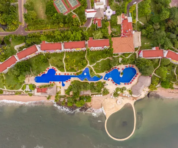 Relaxe na nossa piscina de água salgada Royal Decameron Salinitas Sonsonate Relaxe na nossa piscina de água salgada Royal Decameron Salinitas Sonsonate