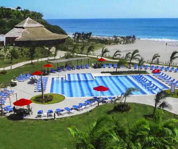 Disfruta el sol entre piscinas y playa Royal Decameron Punta Centinela Santa Elena Disfruta el sol entre piscinas y playa Royal Decameron Punta Centinela Santa Elena