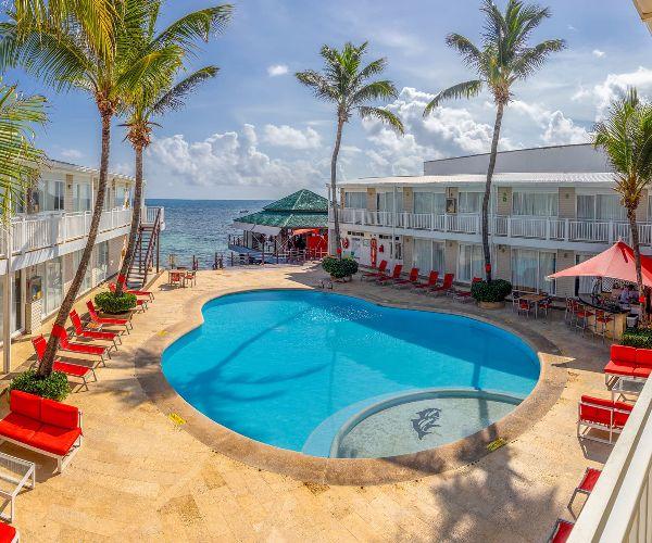 Relájate en nuestra piscina de agua salada Decameron Los Delfines San Andrés Relájate en nuestra piscina de agua salada Decameron Los Delfines San Andrés
